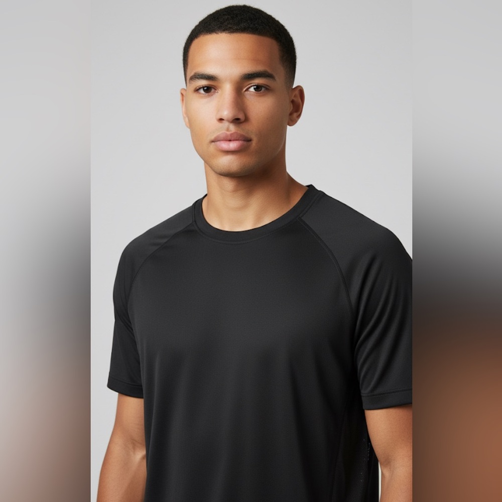 SOLD Fabletics Men's Sleek Black Tee